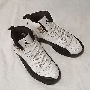 Jordans special edition youth taxis